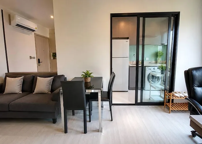 Thonglor Modern Nsta Bts 曼谷