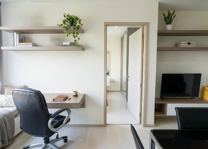 Thonglor Modern Nsta Bts 曼谷